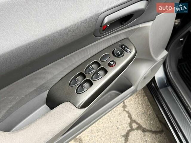 Чорний Хонда Сівік, об'ємом двигуна 1.8 л та пробігом 185 тис. км за 7200 $, фото 27 на Automoto.ua