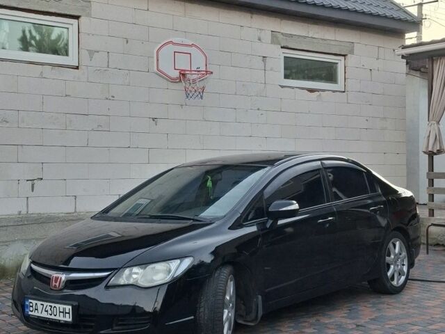 Хонда Сівік 2007 у Кропивницькому (Кіровограді) на Automoto.ua Чорний Хонда Сівік, об'ємом двигуна 1.8 л та пробігом 210 тис. км за 4900 $, фото 2 на Automoto.ua