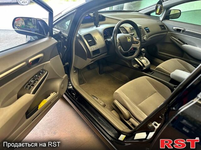 Чорний Хонда Сівік, об'ємом двигуна 1.8 л та пробігом 300 тис. км за 5200 $, фото 5 на Automoto.ua