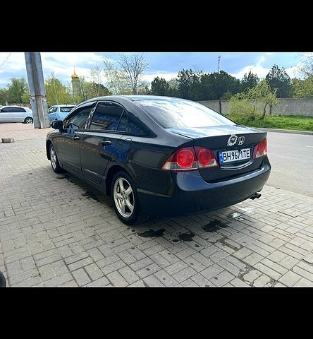 Чорний Хонда Сівік, об'ємом двигуна 1.8 л та пробігом 260 тис. км за 4700 $, фото 3 на Automoto.ua