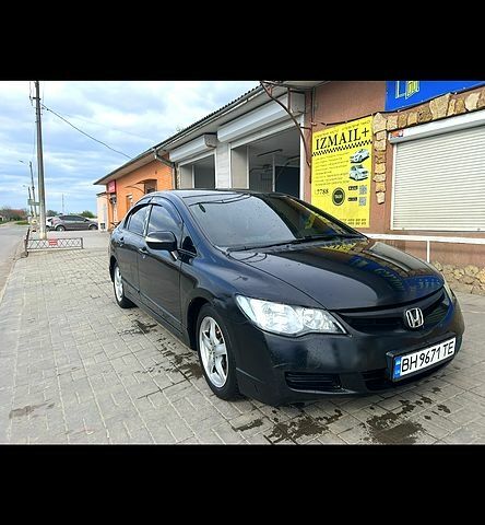 Чорний Хонда Сівік, об'ємом двигуна 1.8 л та пробігом 260 тис. км за 4700 $, фото 4 на Automoto.ua