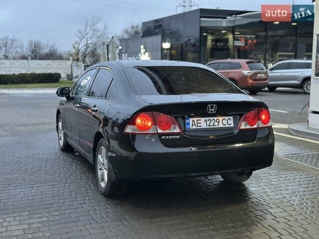 Черный Хонда Цивик, объемом двигателя 1.8 л и пробегом 244 тыс. км за 6700 $, фото 5 на Automoto.ua