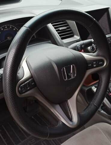 Чорний Хонда Сівік, об'ємом двигуна 1.8 л та пробігом 241 тис. км за 7200 $, фото 6 на Automoto.ua