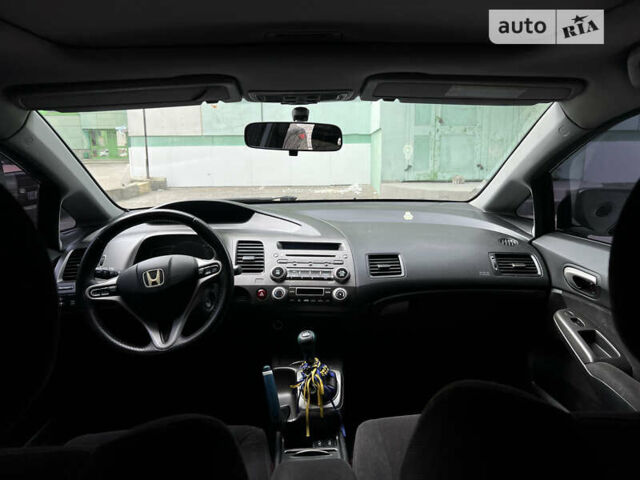 Черный Хонда Цивик, объемом двигателя 1.8 л и пробегом 225 тыс. км за 5900 $, фото 3 на Automoto.ua