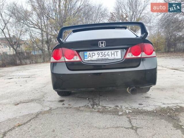 Черный Хонда Цивик, объемом двигателя 1.8 л и пробегом 197 тыс. км за 6999 $, фото 5 на Automoto.ua