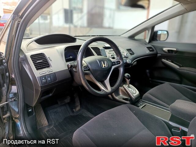 Черный Хонда Цивик, объемом двигателя 1.8 л и пробегом 227 тыс. км за 7000 $, фото 10 на Automoto.ua