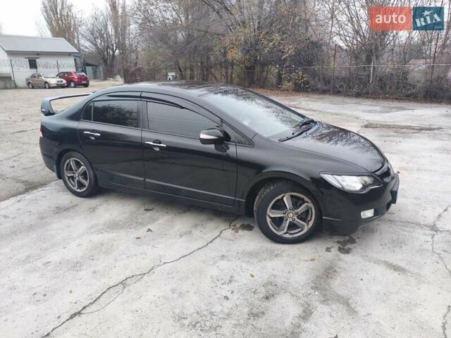 Черный Хонда Цивик, объемом двигателя 1.8 л и пробегом 197 тыс. км за 6999 $, фото 3 на Automoto.ua