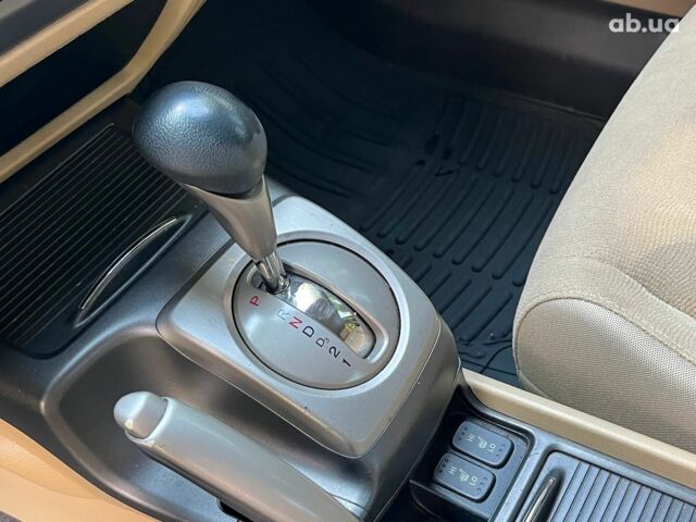 Черный Хонда Цивик, объемом двигателя 1.8 л и пробегом 344 тыс. км за 5990 $, фото 24 на Automoto.ua