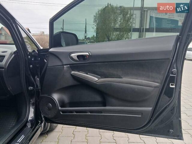 Чорний Хонда Сівік, об'ємом двигуна 1.8 л та пробігом 204 тис. км за 6700 $, фото 17 на Automoto.ua