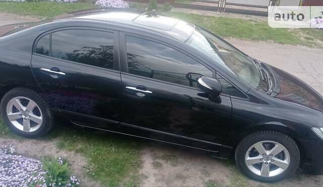 Чорний Хонда Сівік, об'ємом двигуна 1.8 л та пробігом 277 тис. км за 6500 $, фото 2 на Automoto.ua