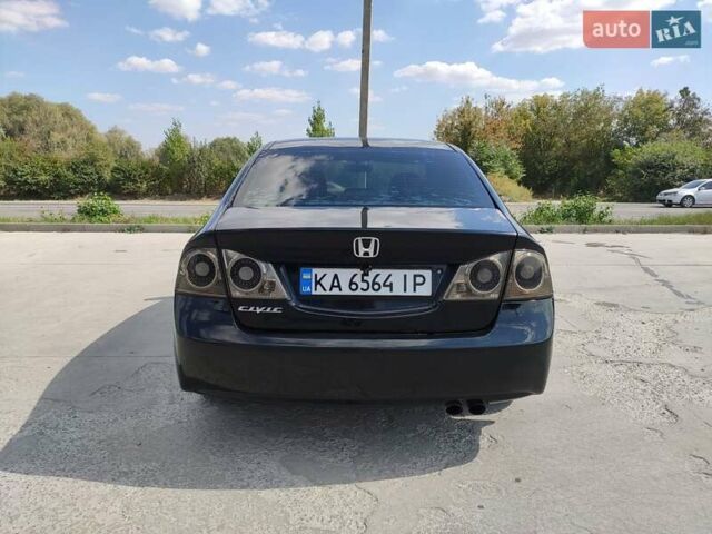 Черный Хонда Цивик, объемом двигателя 1.8 л и пробегом 239 тыс. км за 5500 $, фото 10 на Automoto.ua