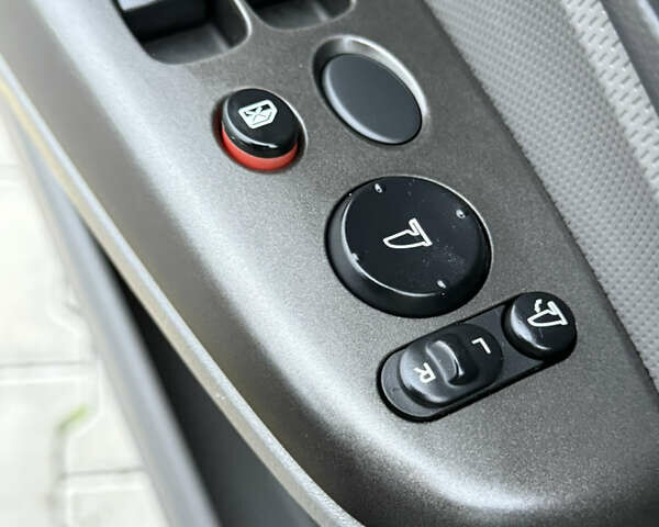 Чорний Хонда Сівік, об'ємом двигуна 1.8 л та пробігом 195 тис. км за 6900 $, фото 60 на Automoto.ua