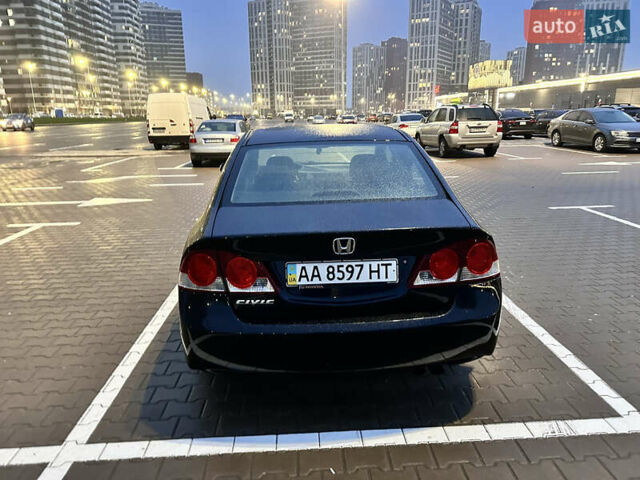 Черный Хонда Цивик, объемом двигателя 1.8 л и пробегом 147 тыс. км за 8500 $, фото 5 на Automoto.ua