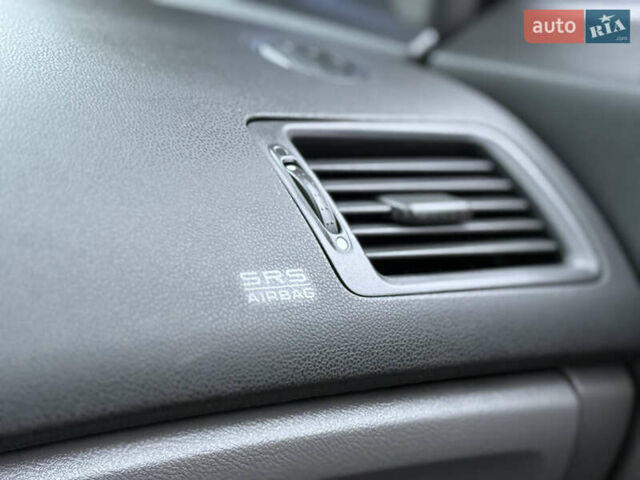 Чорний Хонда Сівік, об'ємом двигуна 1.8 л та пробігом 195 тис. км за 6900 $, фото 57 на Automoto.ua