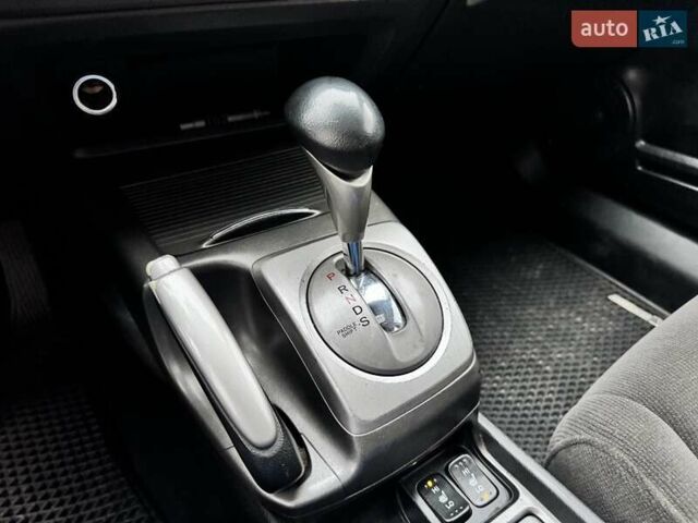 Черный Хонда Цивик, объемом двигателя 1.8 л и пробегом 157 тыс. км за 6500 $, фото 13 на Automoto.ua