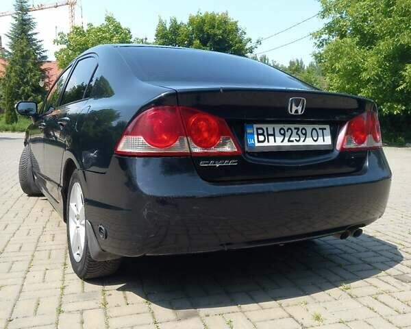 Черный Хонда Цивик, объемом двигателя 1.8 л и пробегом 274 тыс. км за 6500 $, фото 20 на Automoto.ua