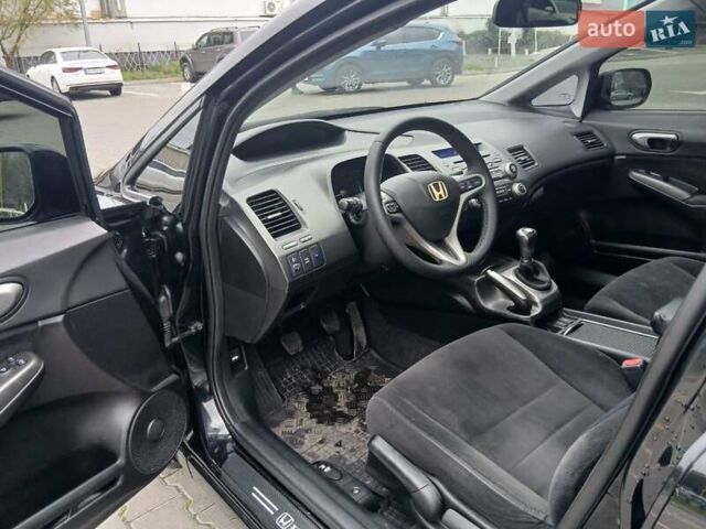 Чорний Хонда Сівік, об'ємом двигуна 1.8 л та пробігом 204 тис. км за 6700 $, фото 13 на Automoto.ua
