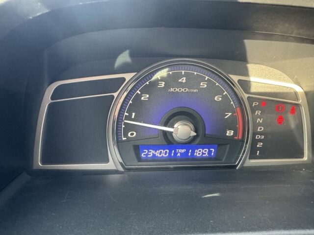 Черный Хонда Цивик, объемом двигателя 1.8 л и пробегом 234 тыс. км за 6200 $, фото 7 на Automoto.ua