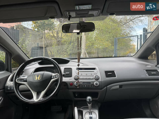 Черный Хонда Цивик, объемом двигателя 1.3 л и пробегом 420 тыс. км за 4400 $, фото 17 на Automoto.ua