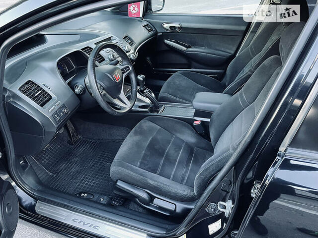 Чорний Хонда Сівік, об'ємом двигуна 1.8 л та пробігом 168 тис. км за 6600 $, фото 25 на Automoto.ua