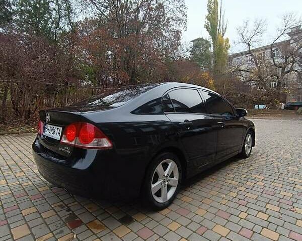 Черный Хонда Цивик, объемом двигателя 1.8 л и пробегом 246 тыс. км за 5950 $, фото 3 на Automoto.ua