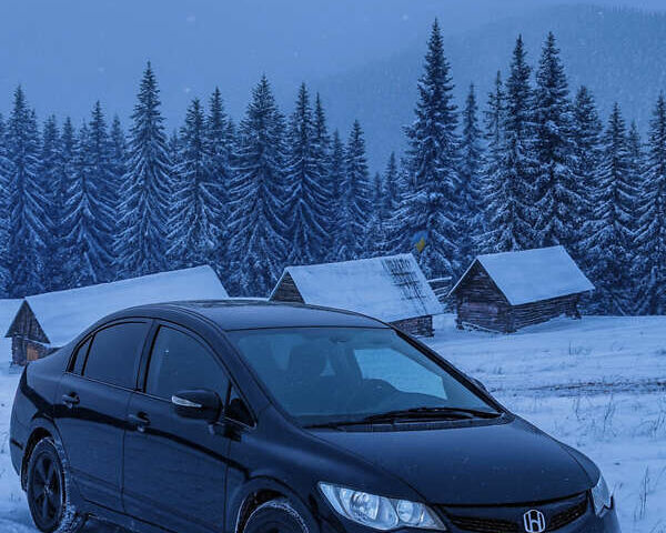 Черный Хонда Цивик, объемом двигателя 1.8 л и пробегом 328 тыс. км за 7000 $, фото 13 на Automoto.ua