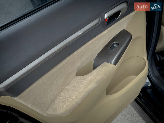 Чорний Хонда Сівік, об'ємом двигуна 1.8 л та пробігом 199 тис. км за 6300 $, фото 19 на Automoto.ua