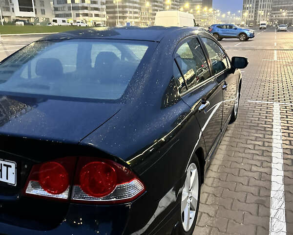 Черный Хонда Цивик, объемом двигателя 1.8 л и пробегом 147 тыс. км за 8500 $, фото 4 на Automoto.ua