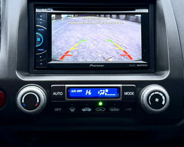 Чорний Хонда Сівік, об'ємом двигуна 1.8 л та пробігом 195 тис. км за 6900 $, фото 65 на Automoto.ua