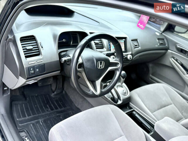 Чорний Хонда Сівік, об'ємом двигуна 1.8 л та пробігом 195 тис. км за 6900 $, фото 40 на Automoto.ua