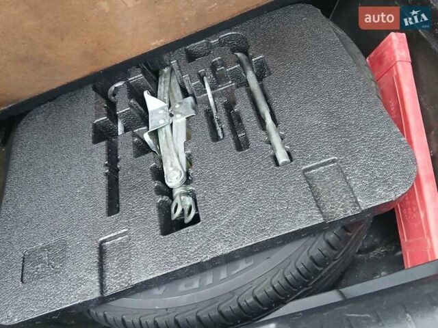 Чорний Хонда Сівік, об'ємом двигуна 1.8 л та пробігом 204 тис. км за 6700 $, фото 21 на Automoto.ua