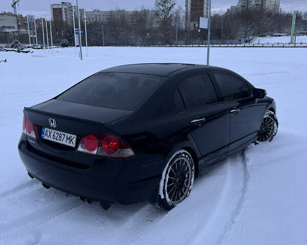 Черный Хонда Цивик, объемом двигателя 1.8 л и пробегом 216 тыс. км за 5600 $, фото 4 на Automoto.ua