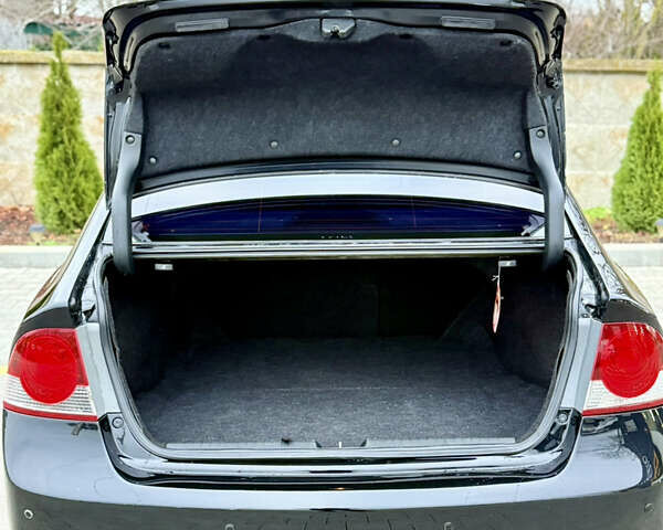 Чорний Хонда Сівік, об'ємом двигуна 1.8 л та пробігом 195 тис. км за 6900 $, фото 24 на Automoto.ua