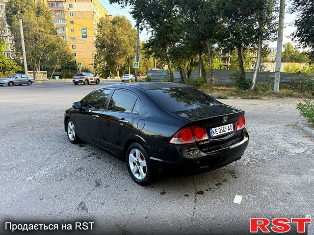 Черный Хонда Цивик, объемом двигателя 1.8 л и пробегом 212 тыс. км за 4500 $, фото 2 на Automoto.ua