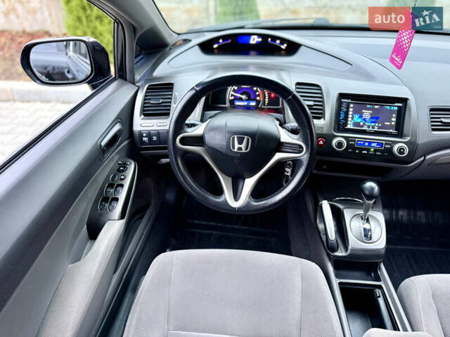 Чорний Хонда Сівік, об'ємом двигуна 1.8 л та пробігом 195 тис. км за 6900 $, фото 49 на Automoto.ua