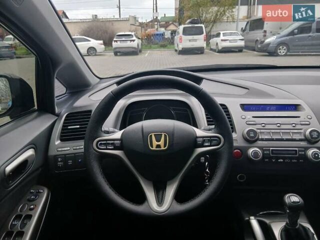 Чорний Хонда Сівік, об'ємом двигуна 1.8 л та пробігом 204 тис. км за 6700 $, фото 11 на Automoto.ua