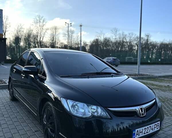 Черный Хонда Цивик, объемом двигателя 1.8 л и пробегом 183 тыс. км за 6500 $, фото 4 на Automoto.ua