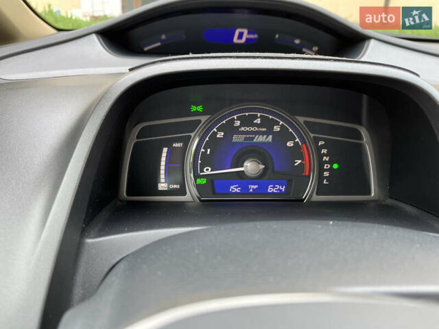 Черный Хонда Цивик, объемом двигателя 1.3 л и пробегом 288 тыс. км за 8000 $, фото 11 на Automoto.ua