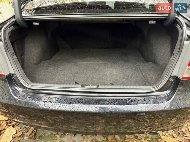 Черный Хонда Цивик, объемом двигателя 1.8 л и пробегом 328 тыс. км за 7000 $, фото 6 на Automoto.ua