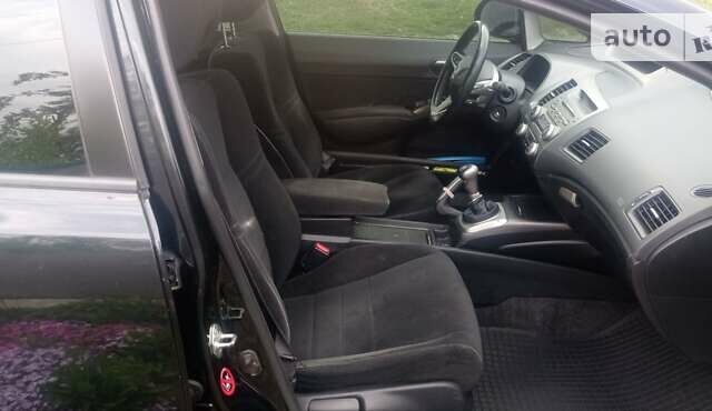 Чорний Хонда Сівік, об'ємом двигуна 1.8 л та пробігом 277 тис. км за 6500 $, фото 20 на Automoto.ua