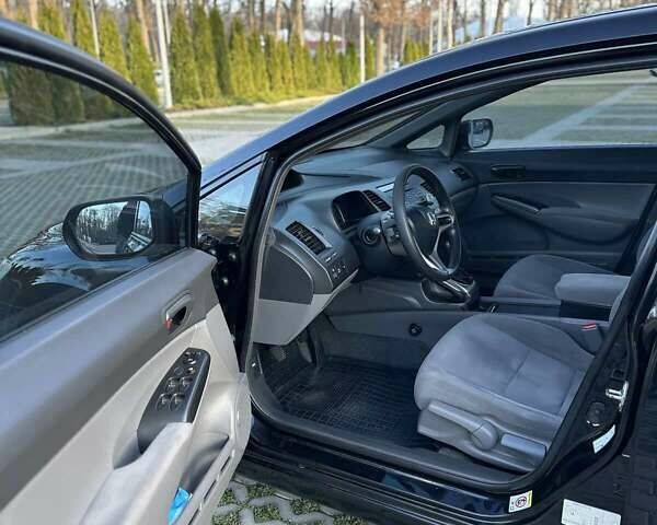 Черный Хонда Цивик, объемом двигателя 1.8 л и пробегом 183 тыс. км за 6500 $, фото 10 на Automoto.ua
