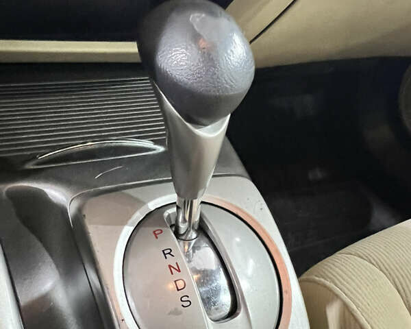 Черный Хонда Цивик, объемом двигателя 1.8 л и пробегом 206 тыс. км за 5400 $, фото 21 на Automoto.ua