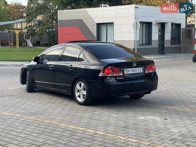 Чорний Хонда Сівік, об'ємом двигуна 1.8 л та пробігом 201 тис. км за 7900 $, фото 6 на Automoto.ua