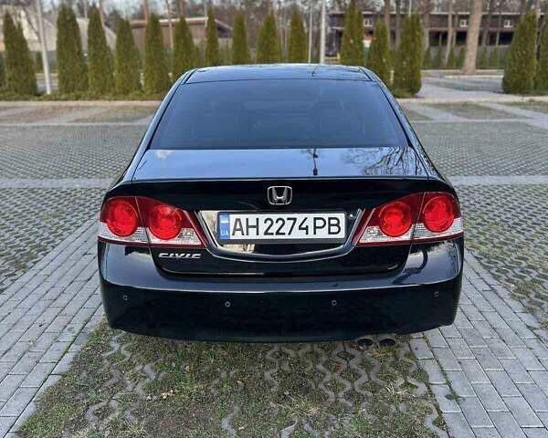 Черный Хонда Цивик, объемом двигателя 1.8 л и пробегом 183 тыс. км за 6500 $, фото 1 на Automoto.ua