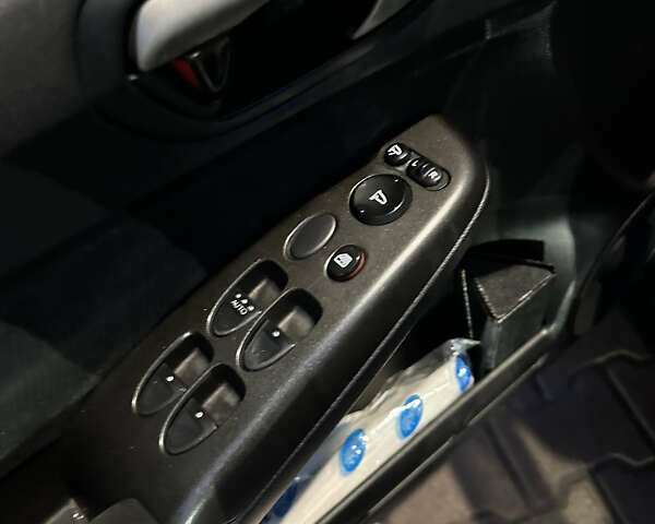 Черный Хонда Цивик, объемом двигателя 1.8 л и пробегом 147 тыс. км за 8500 $, фото 9 на Automoto.ua