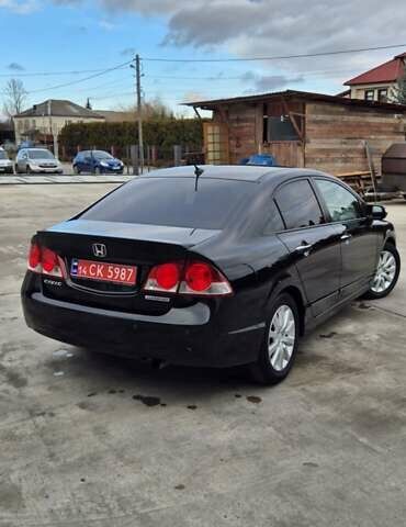 Черный Хонда Цивик, объемом двигателя 1.3 л и пробегом 197 тыс. км за 6600 $, фото 14 на Automoto.ua