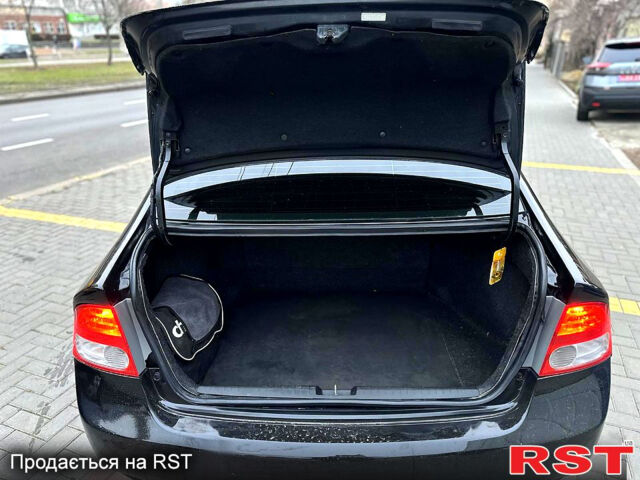 Чорний Хонда Сівік, об'ємом двигуна 1.3 л та пробігом 0 тис. км за 6500 $, фото 2 на Automoto.ua