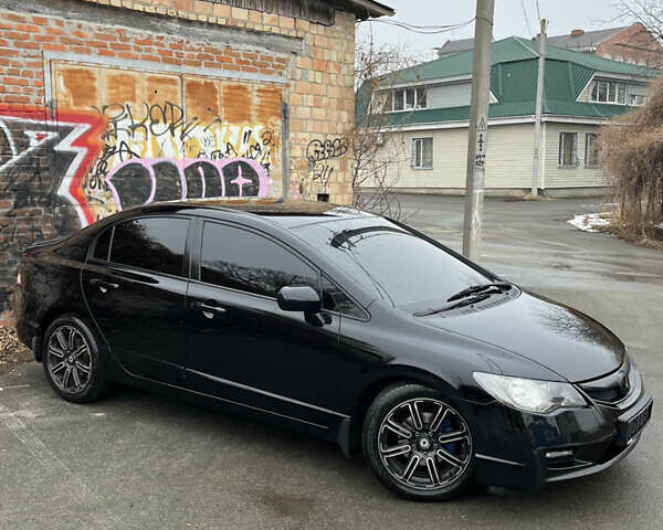Черный Хонда Цивик, объемом двигателя 1.8 л и пробегом 297 тыс. км за 6650 $, фото 7 на Automoto.ua