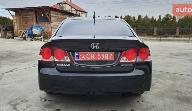 Черный Хонда Цивик, объемом двигателя 1.3 л и пробегом 197 тыс. км за 6600 $, фото 17 на Automoto.ua