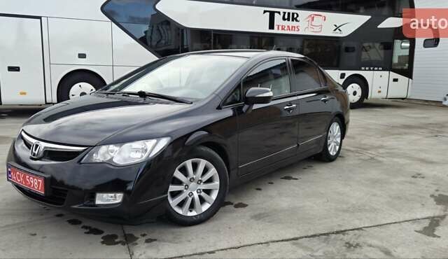 Черный Хонда Цивик, объемом двигателя 1.3 л и пробегом 197 тыс. км за 6600 $, фото 7 на Automoto.ua